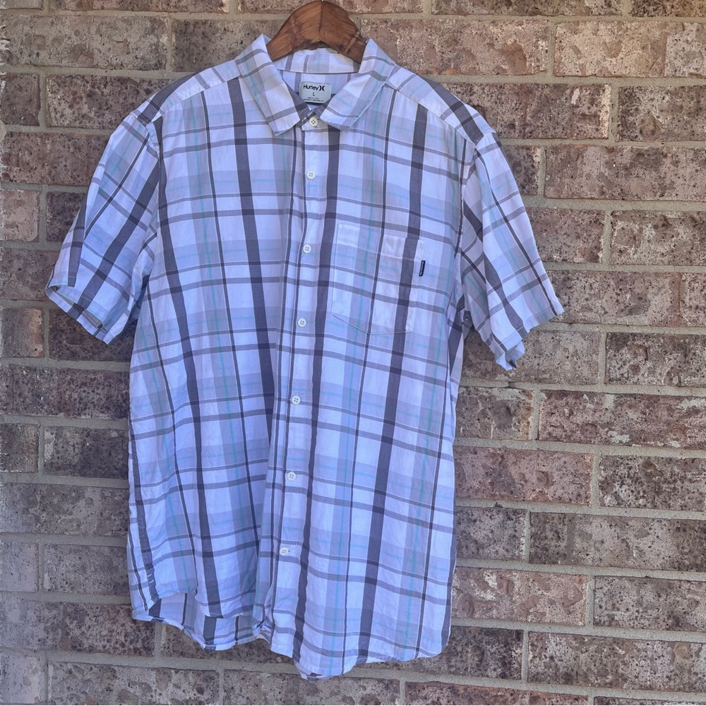 Hurley Mens Large L Button Down Shirt Short Sleeve Plaid Gray Blue Teal Casual